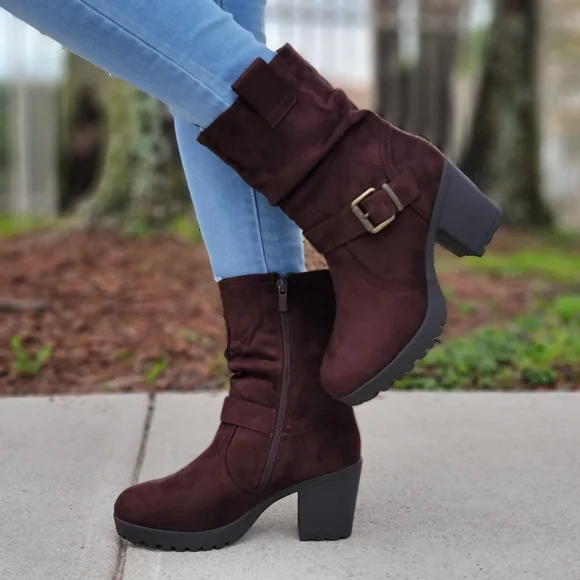 Women's Brown Chelsea Chunky Block High Heel Above Ankle Boots - Picture 5 of 6